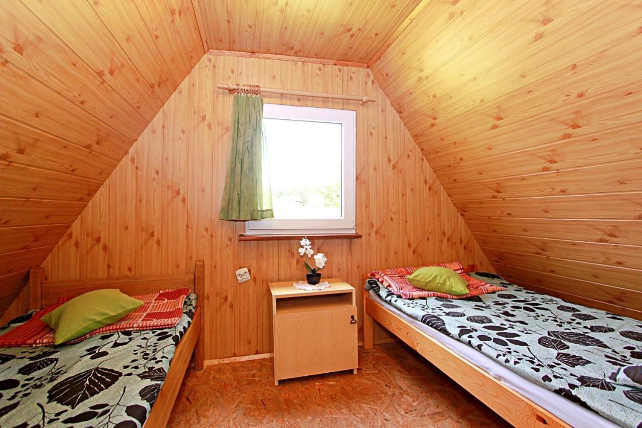 Domki Wczasowe Mazury - Ferienhaus Masuren - Do 12 Osob - Idealny Dla Grup Dluzek Exterior foto